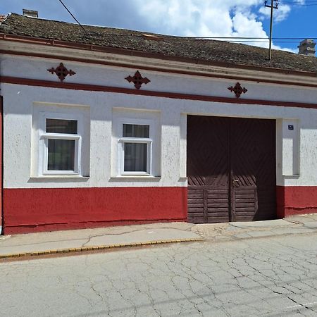 Appartement Dora à Sremski Karlovci Extérieur photo