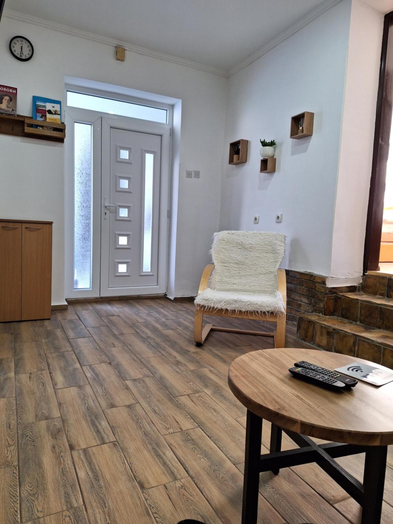 Appartement Dora à Sremski Karlovci Extérieur photo